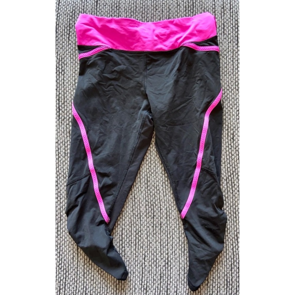 LULULEMON CROPPED BLACK/PINK LEGGINGS, SZ 6